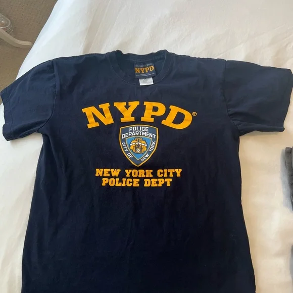 NYPD T-SHIRT - Picture 3 of 3